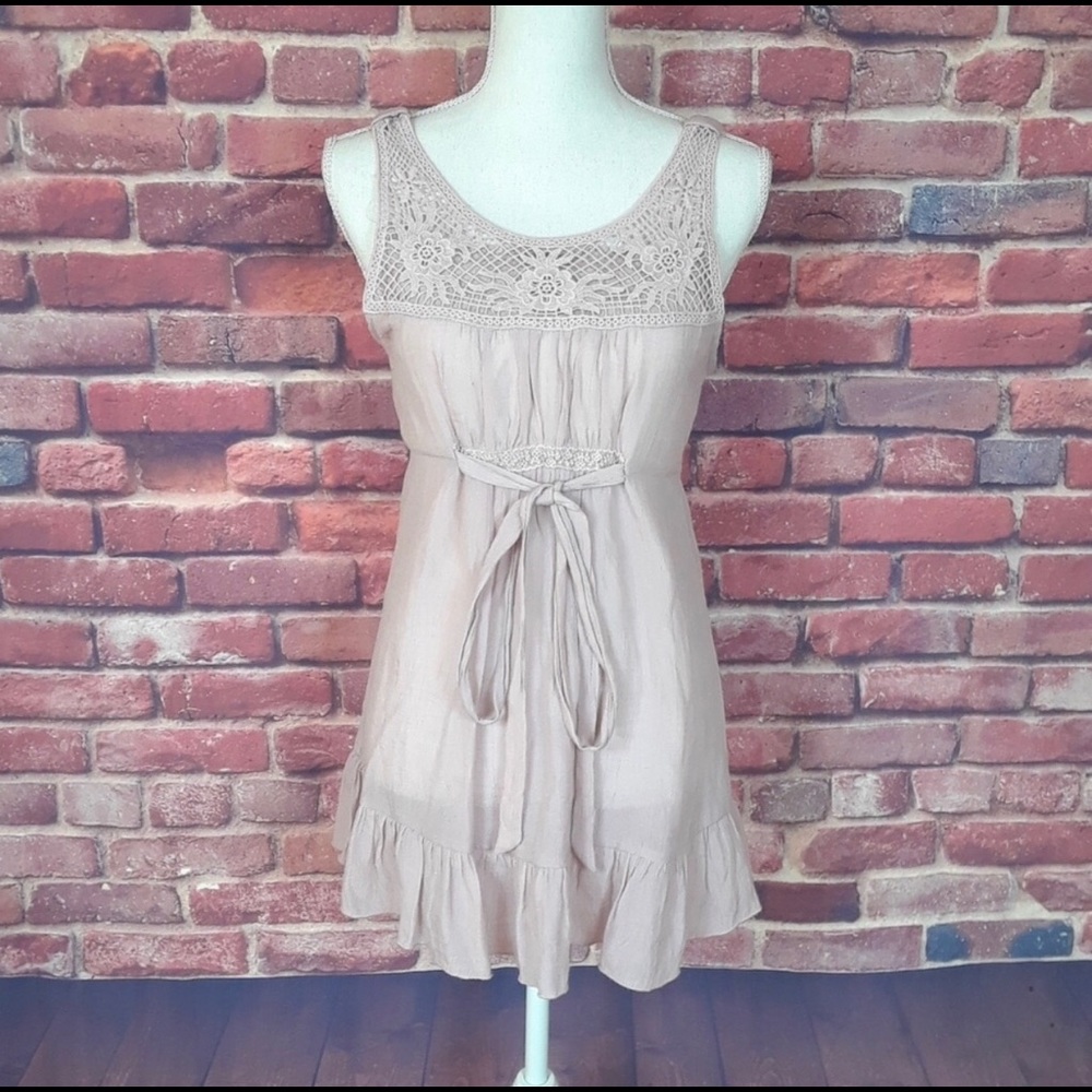 Mine Crochet Sleeveless Blush Color Dress